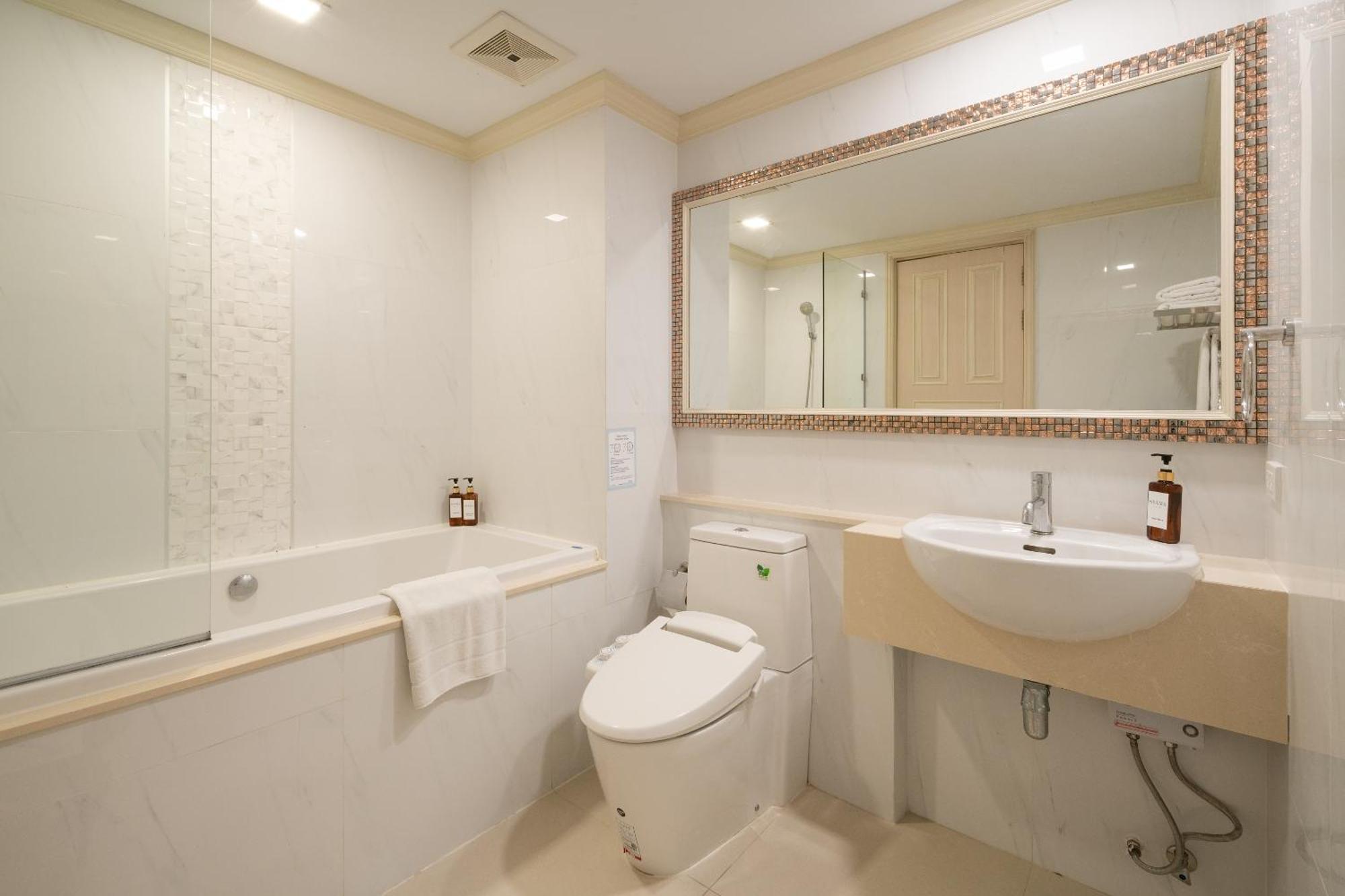 Syama Hana Executive Apartments Thonglor Bangkok Bagian luar foto