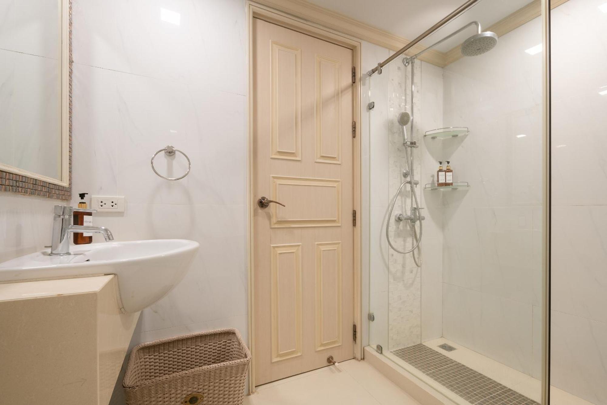 Syama Hana Executive Apartments Thonglor Bangkok Bagian luar foto